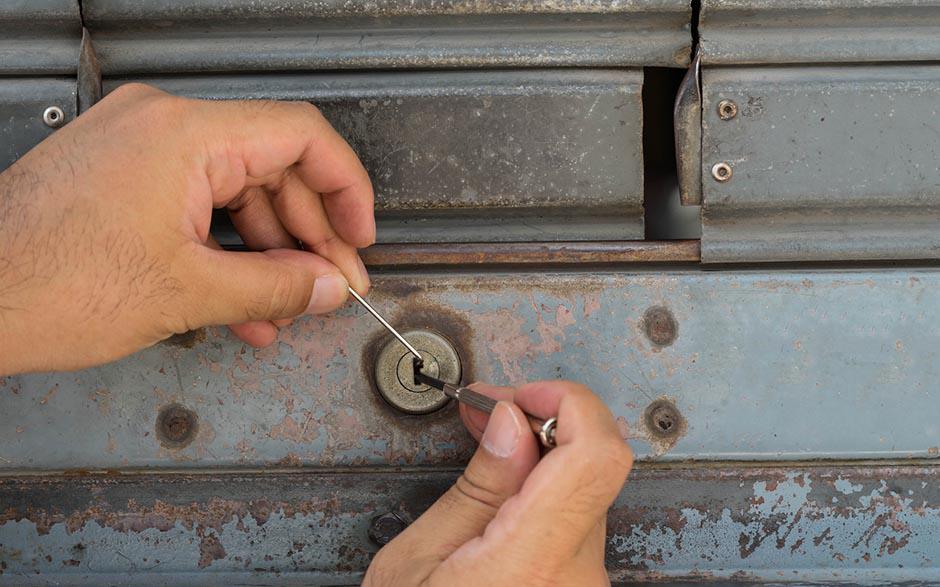 ouverture de porte blindée serrurier Abbéville-la-Rivière