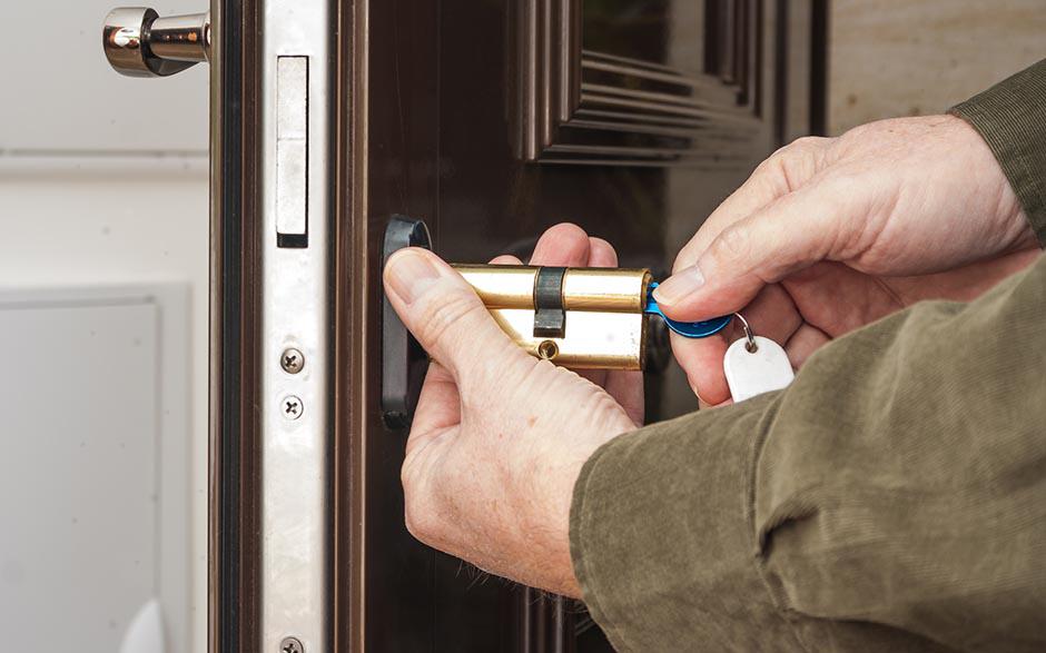 ouverture de porte blindée serrurier Abbéville-la-Rivière